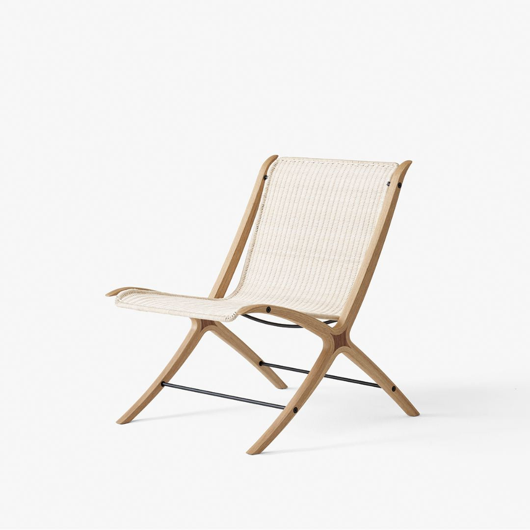 HM10 Lounge Chair