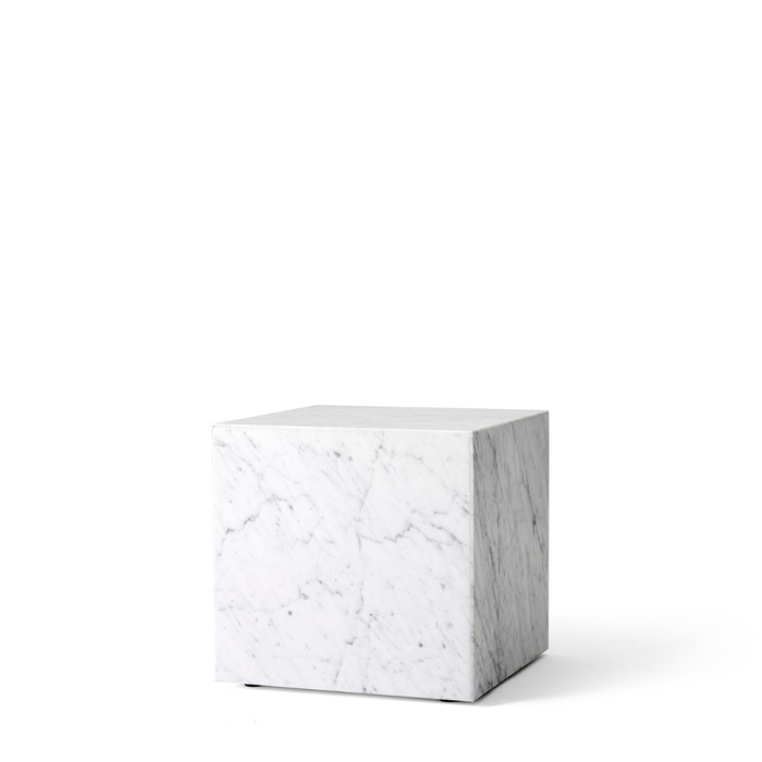 Cubos Plinth